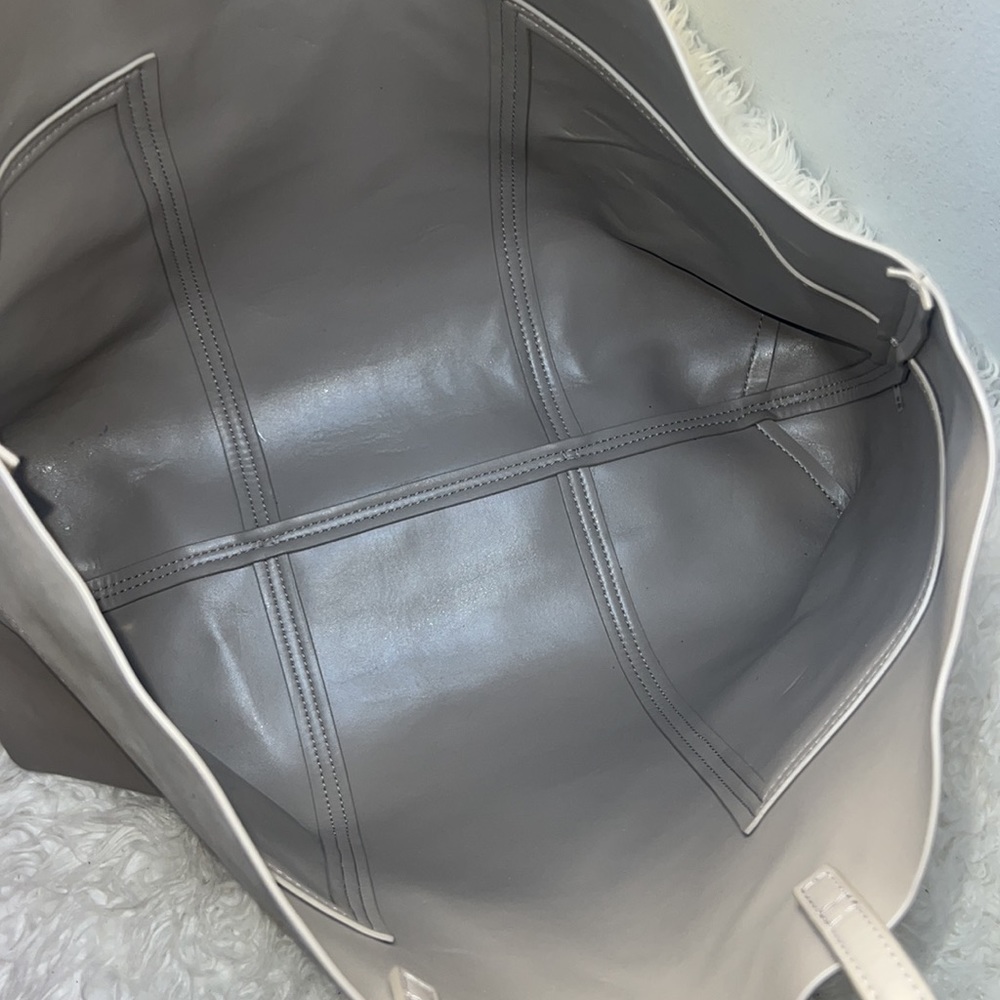 Tory Burch Leather Tote Nuetral shoulder bag - Picture 12 of 14